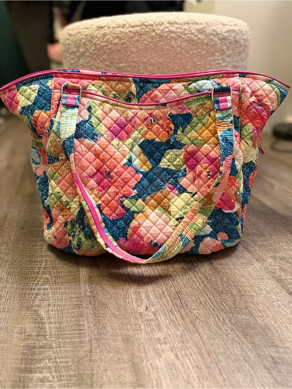 • Vera Bradley Quilted Glenna Tote Bag in Superbloom Print - EUC